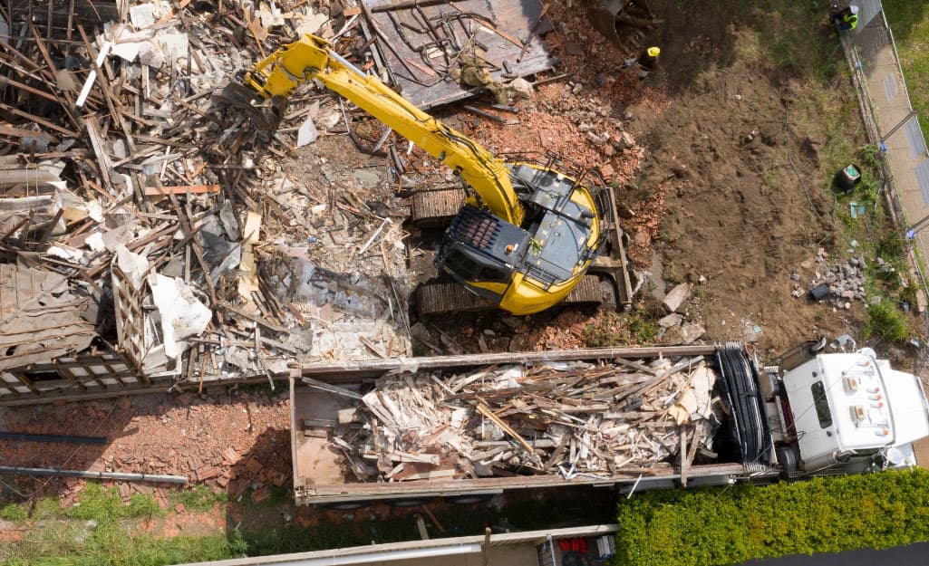 House Demolition - Flic en Flac